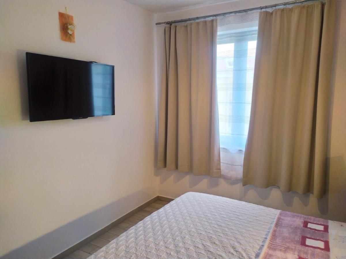 Rimbaldo Apartments Krk Town Exterior foto