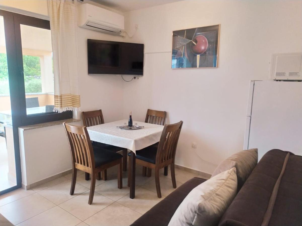 Rimbaldo Apartments Krk Town Exterior foto
